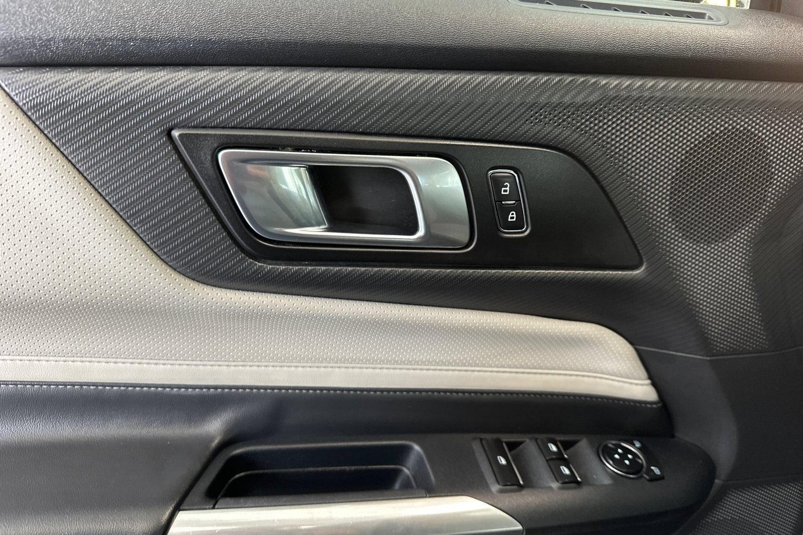 Certified 2024 Ford Mustang Premium RWD image 15