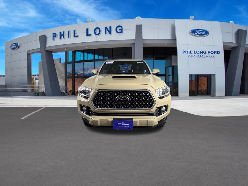 Used 2018 Toyota Tacoma TRD Sport w/ Technology Package AWD/4WD image 8