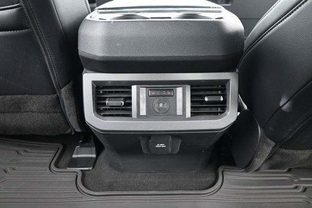 Certified 2025 Ford F350 Lariat w/ Lariat Ultimate Package AWD/4WD image 22