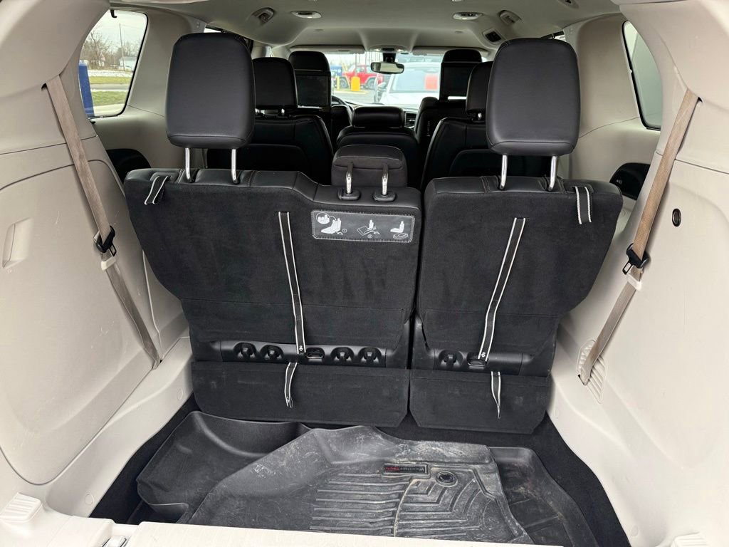 Used 2017 Chrysler Pacifica Touring-L Plus image 21