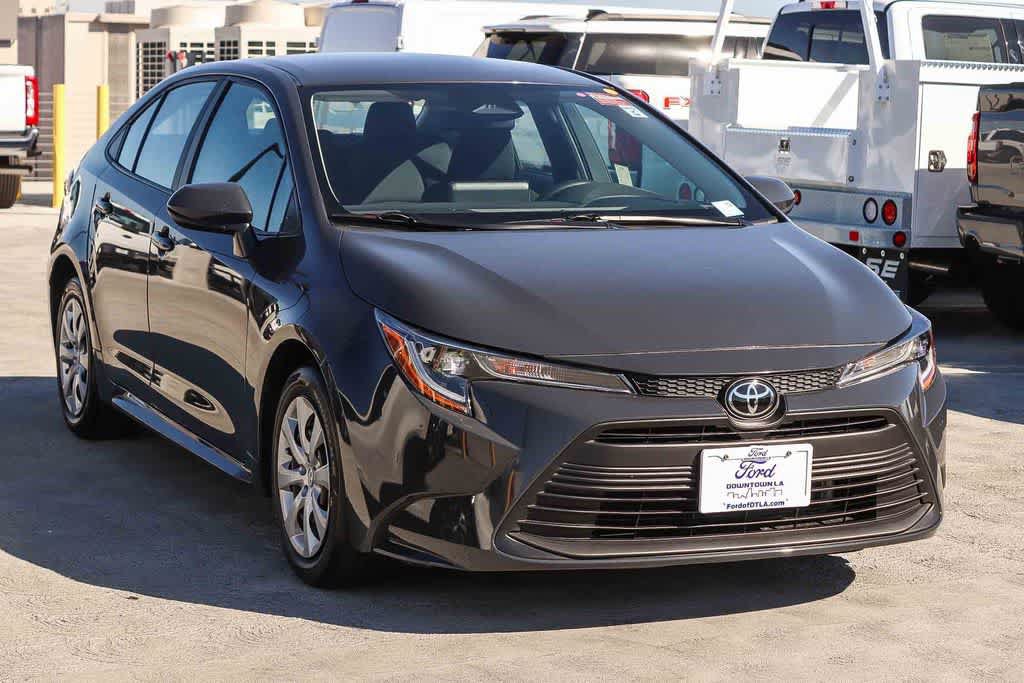 Used 2024 Toyota Corolla LE FWD image 3