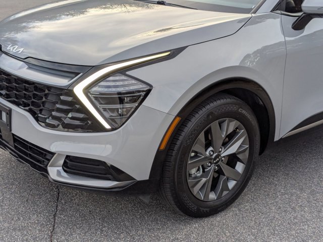 Used 2024 Kia Sportage SX image 10