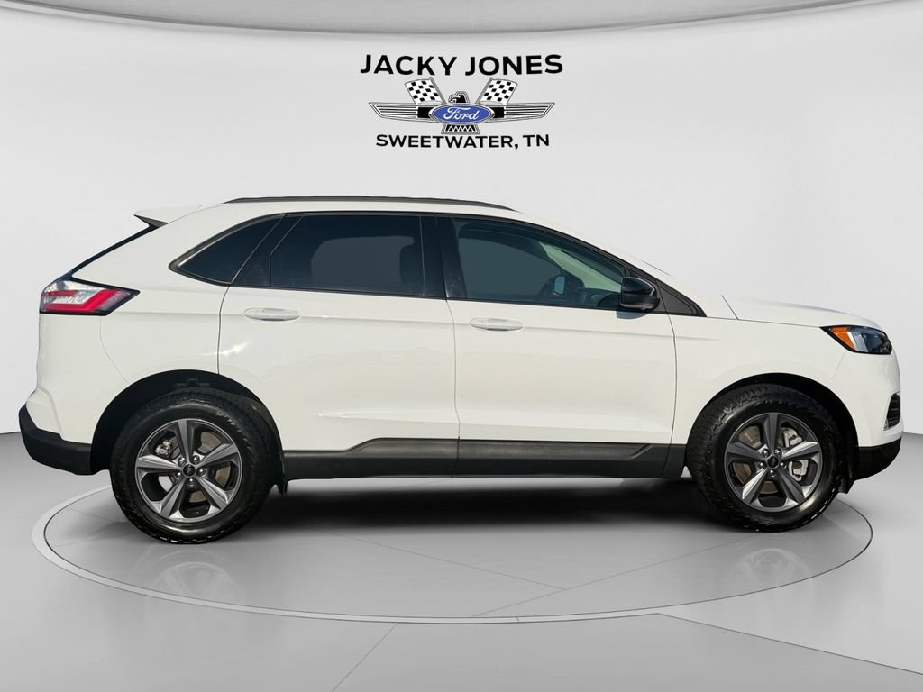 Certified 2024 Ford Edge SEL w/ Sport Appearance Package AWD/4WD image 6