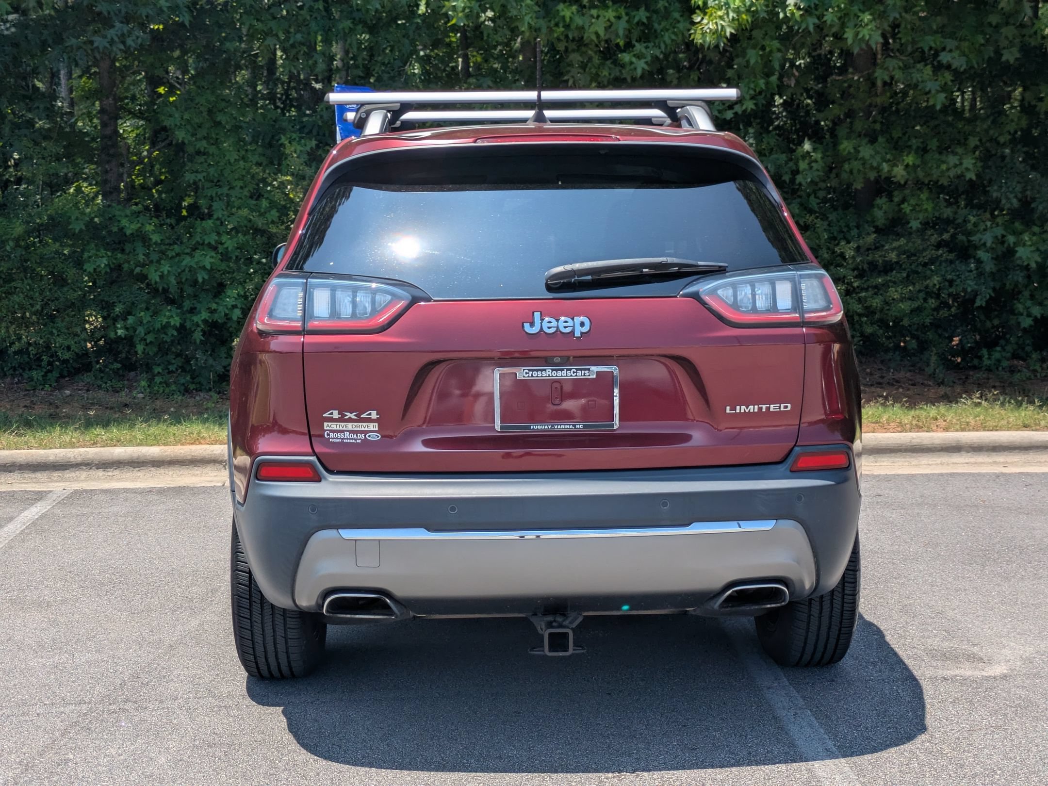 Used 2019 Jeep Cherokee Limited AWD/4WD image 4