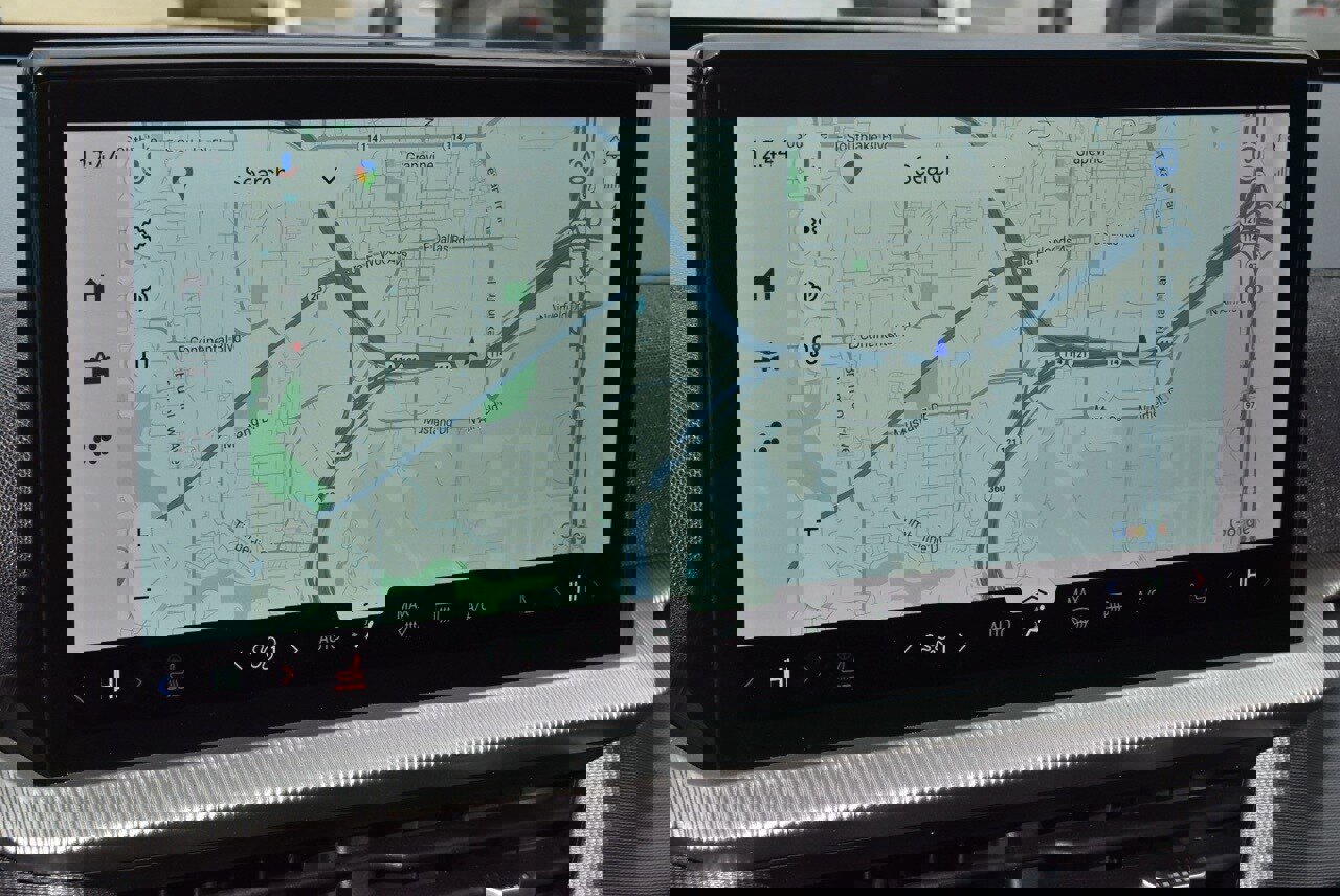 Certified 2025 Ford Explorer ST image 29