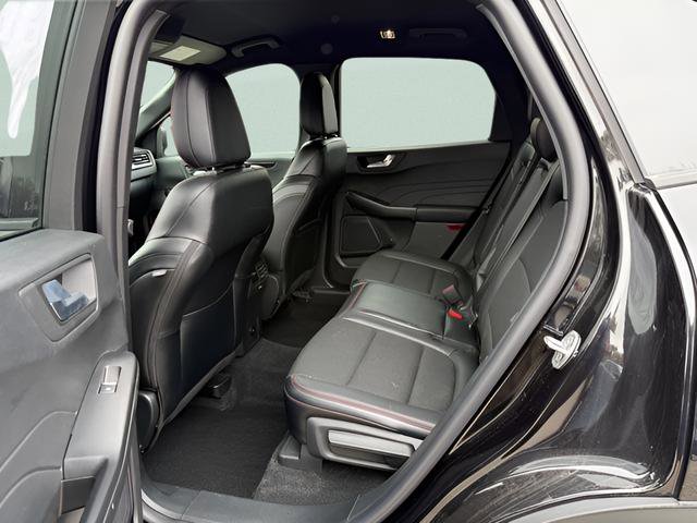 Certified 2025 Ford Escape ST-Line Select w/ Tech Pack #1 AWD/4WD image 5