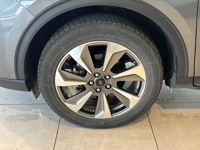 Certified 2024 Ford Escape Platinum image 33