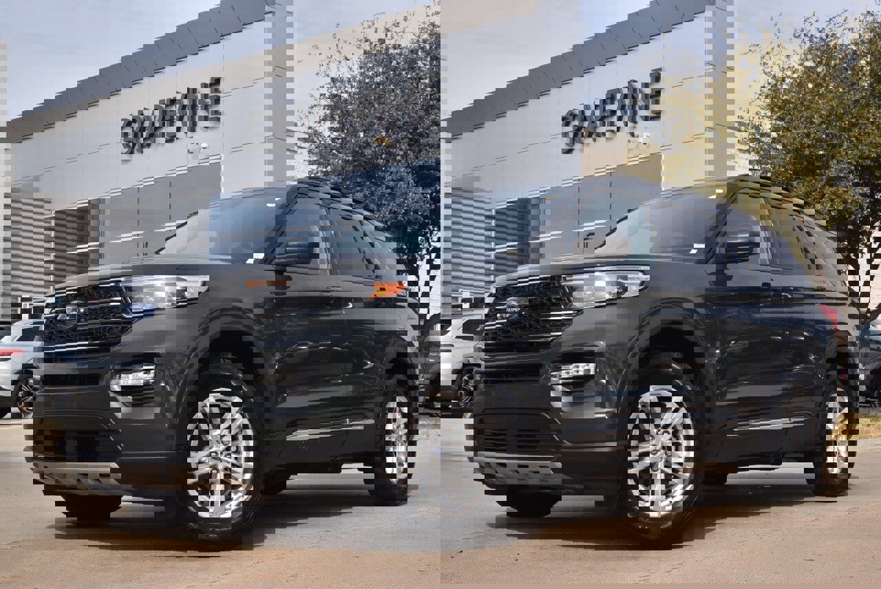 Certified 2023 Ford Explorer XLT w/ Equipment Group 202A image 2