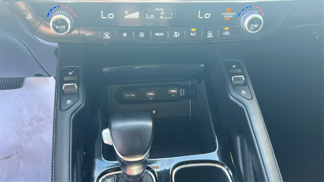 Used 2022 Kia Telluride EX w/ EX Premium Package AWD/4WD image 23