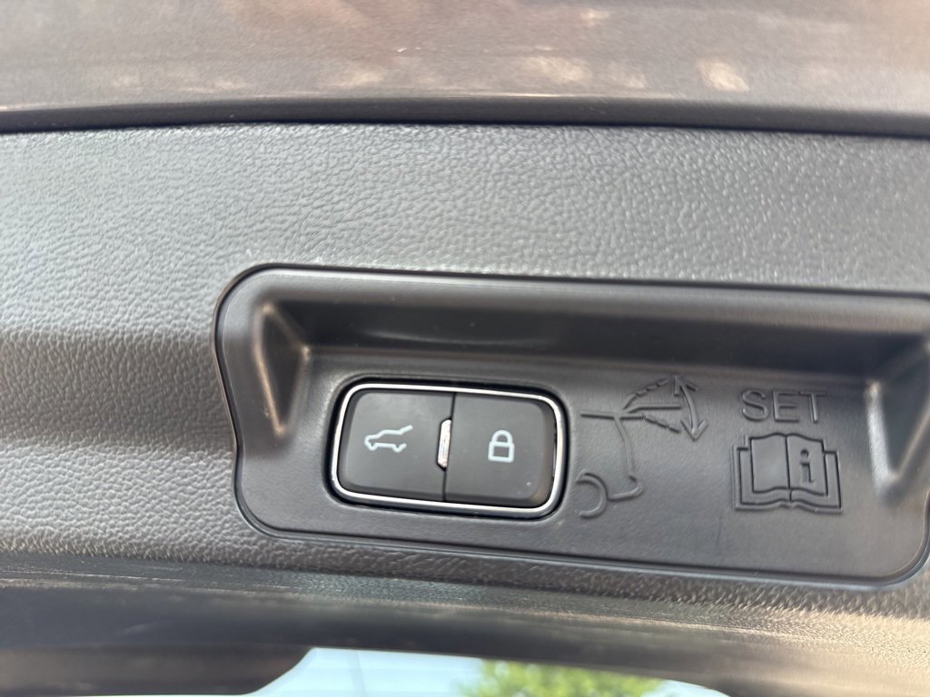 Certified 2023 Ford Explorer XLT w/ Equipment Group 202A image 31