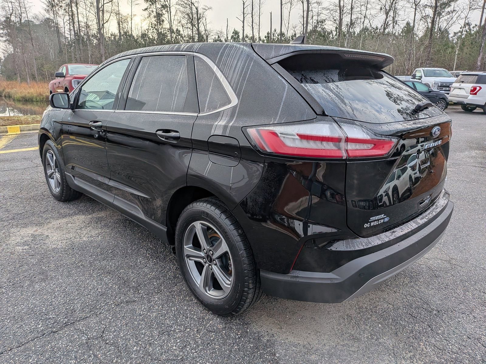 Certified 2024 Ford Edge SEL w/ Convenience Package image 3