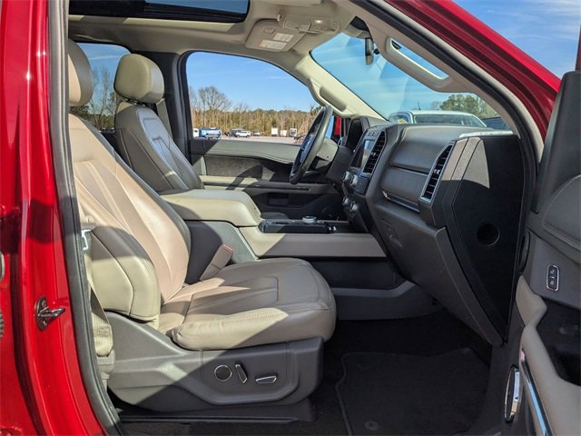 Certified 2020 Ford Expedition Max Limited w/ Equipment Group 302A image 31