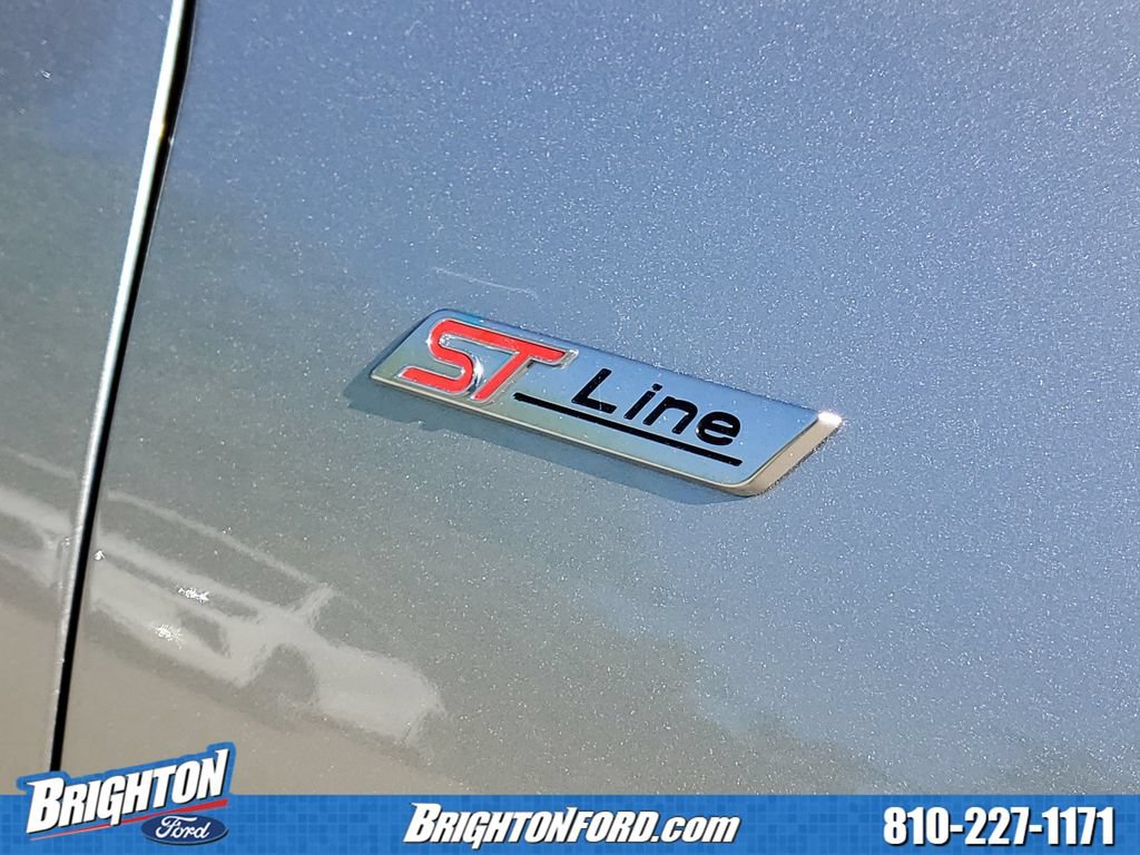 Certified 2023 Ford Escape ST-Line w/ Tech Pack #1 FWD image 5