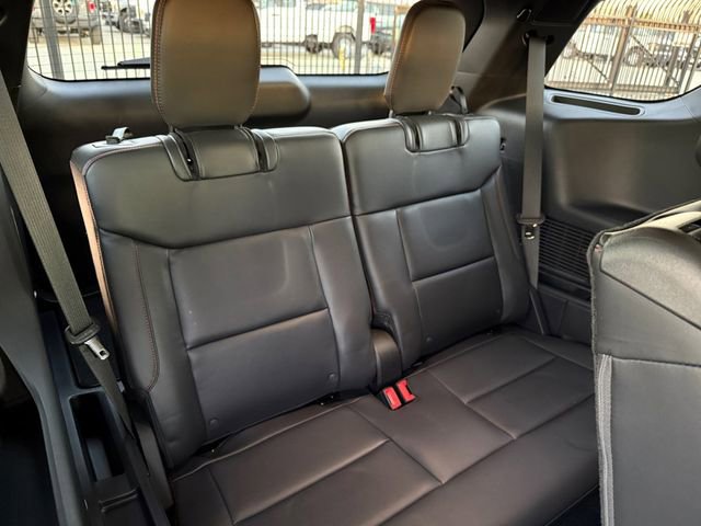 Certified 2025 Ford Explorer ST-Line w/ Premium Package image 13