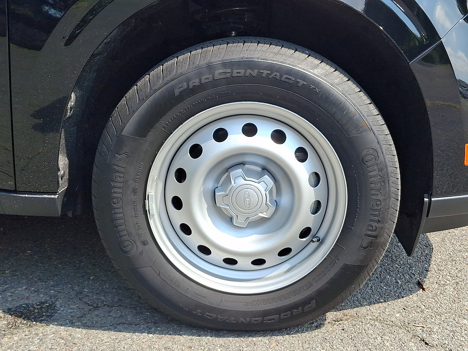 Certified 2025 Ford Maverick XL FWD image 9