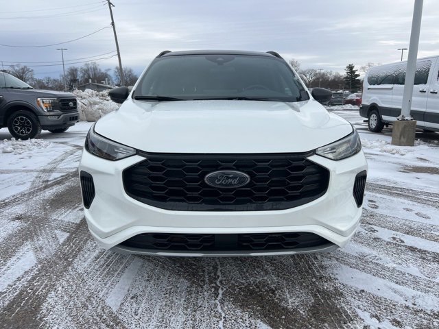 Certified 2024 Ford Escape ST-Line w/ Tech Pack #1 image 7