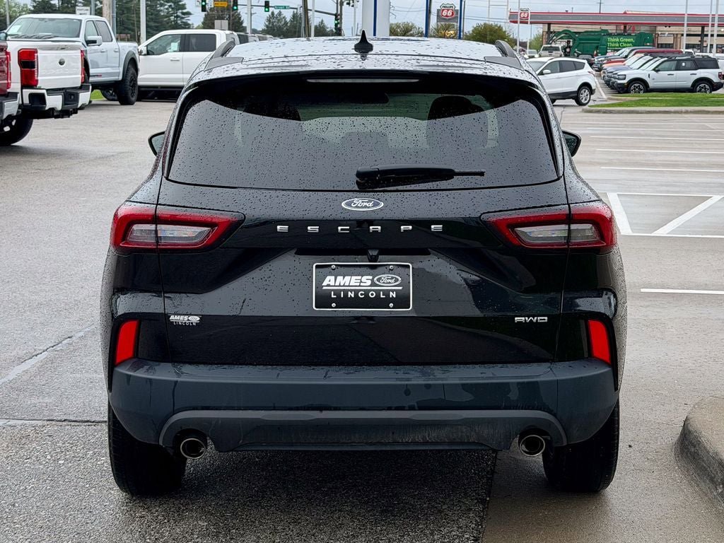 Certified 2025 Ford Escape ST-Line AWD/4WD image 5