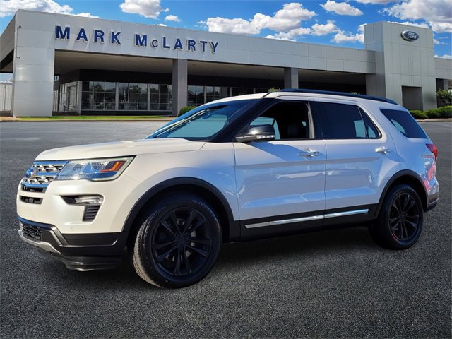 Certified 2018 Ford Explorer XLT w/ Equipment Group 202A image 7