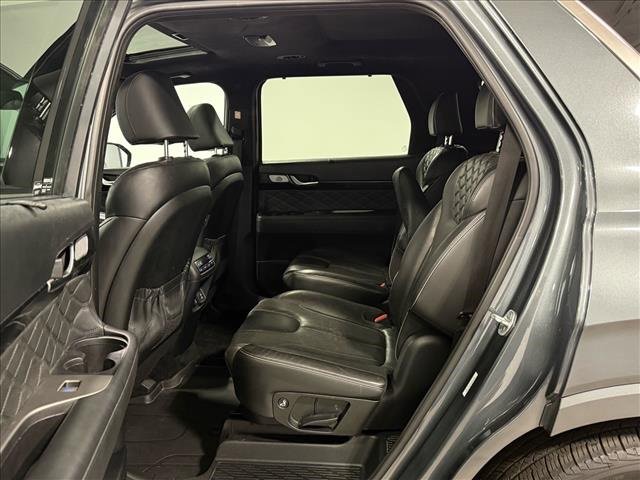 Used 2022 Hyundai Palisade Calligraphy w/ Winter Package image 13