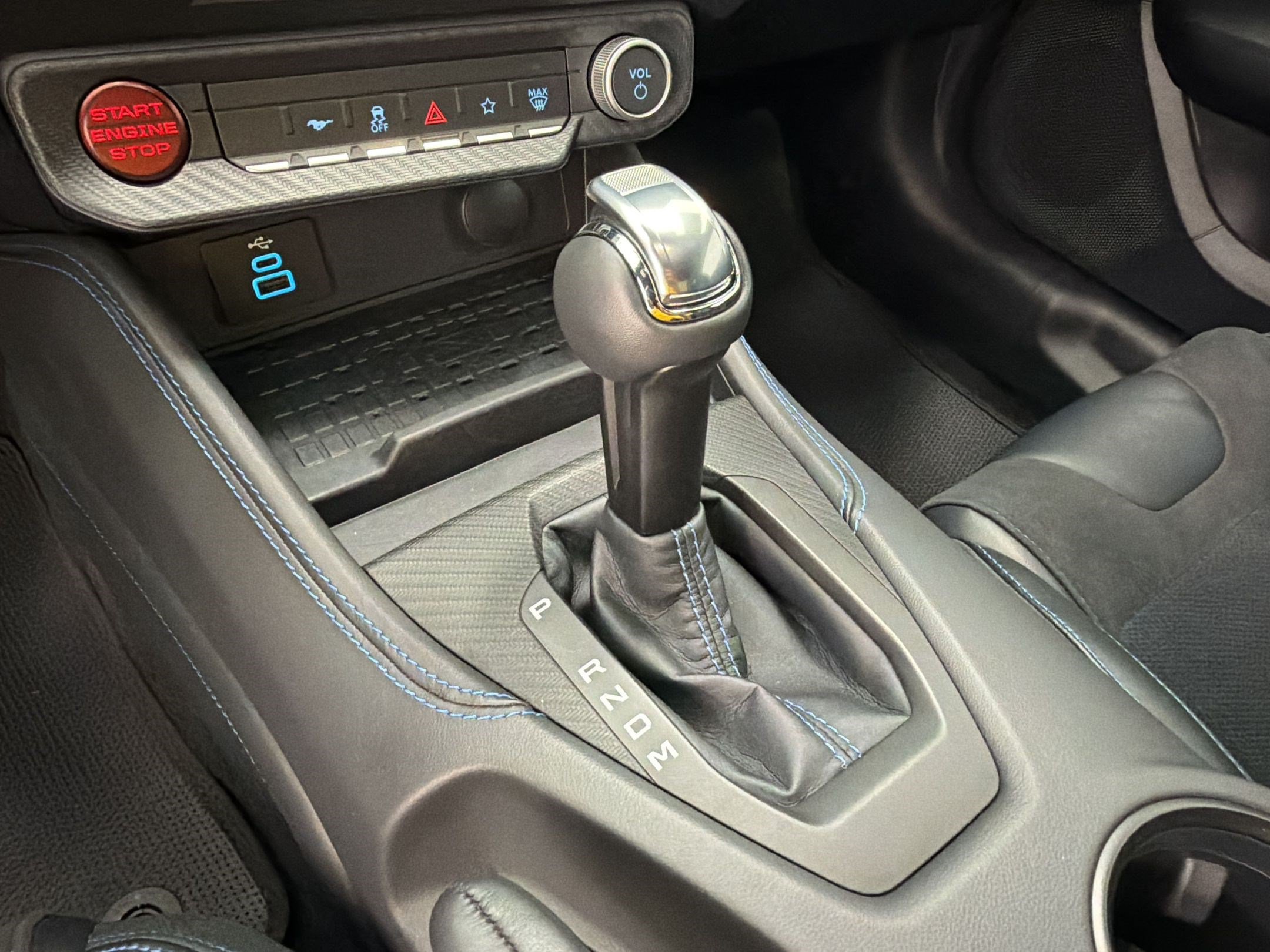 Certified 2024 Ford Mustang Dark Horse RWD image 19