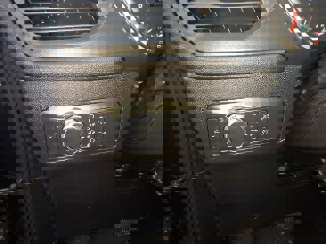 Certified 2022 Ford Escape SE w/ SE Sport Appearance Package image 17