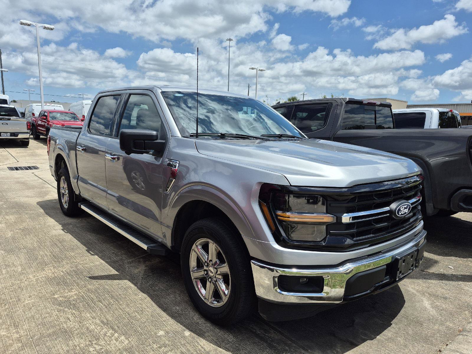Certified 2024 Ford F150 XLT w/ Mobile Office Package RWD image 2