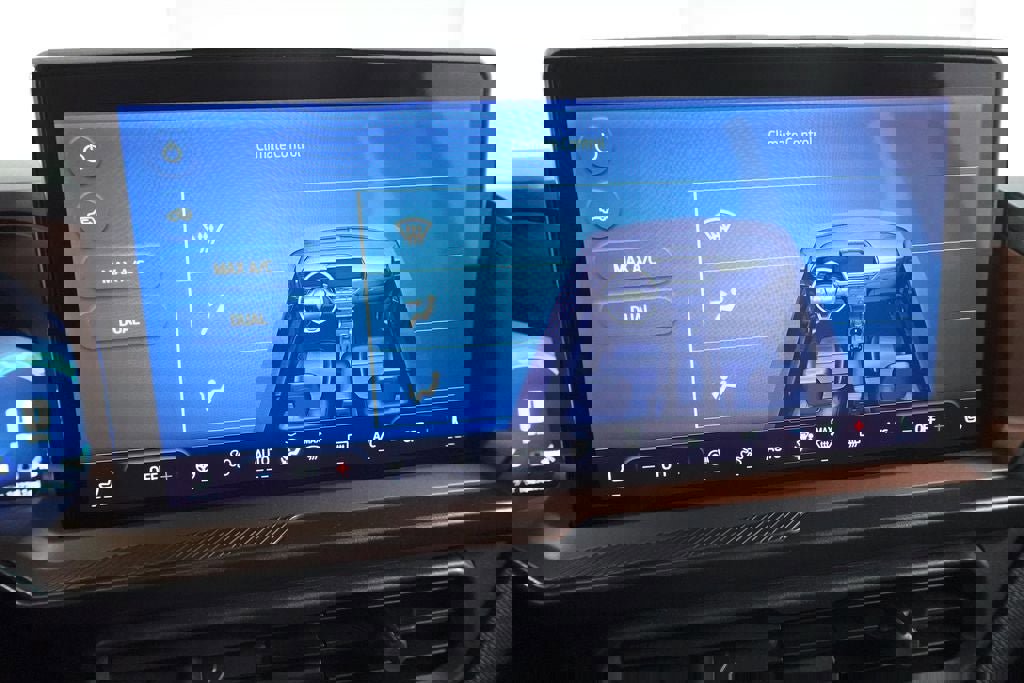 Certified 2025 Ford Bronco Sport Outer Banks w/ Outer Banks Tech Package+ AWD/4WD image 19