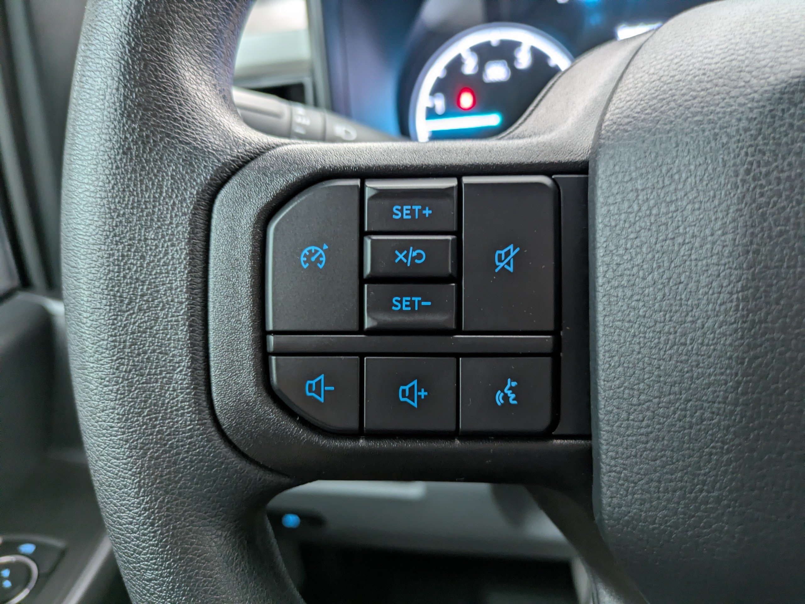 Certified 2025 Ford F250 XLT AWD/4WD image 24