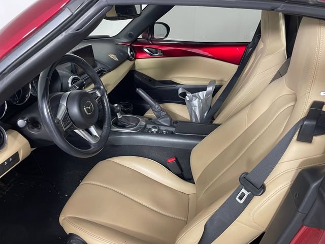 Used 2019 MAZDA MX-5 Miata RF Grand Touring w/ Appearance Package RWD image 2