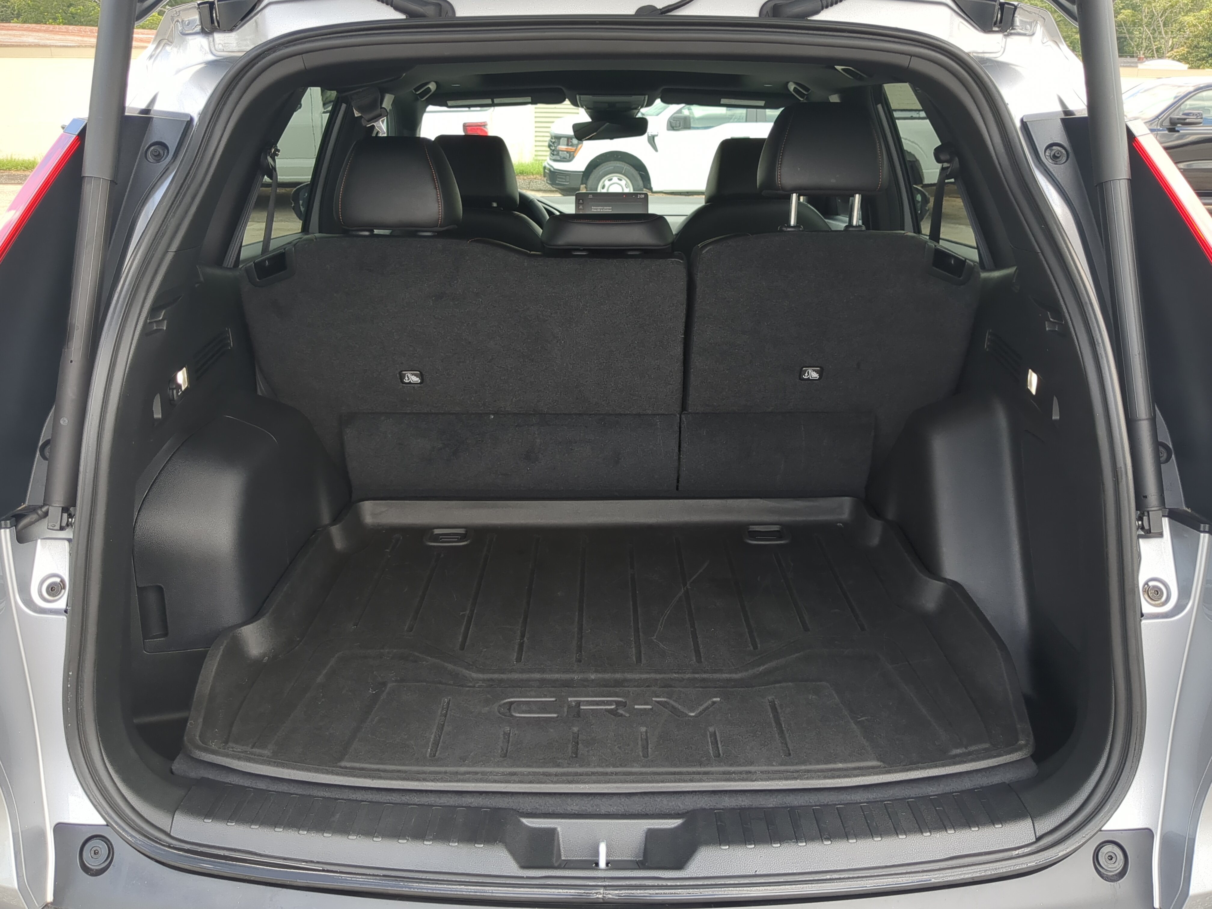 Used 2024 Honda CR-V Sport Touring image 11