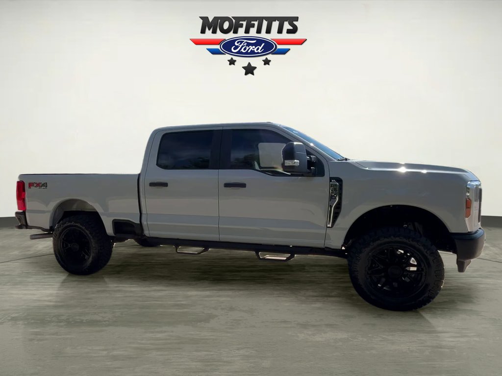 Certified 2026 Ford F250 XL w/ XL Off-Road Package AWD/4WD image 6