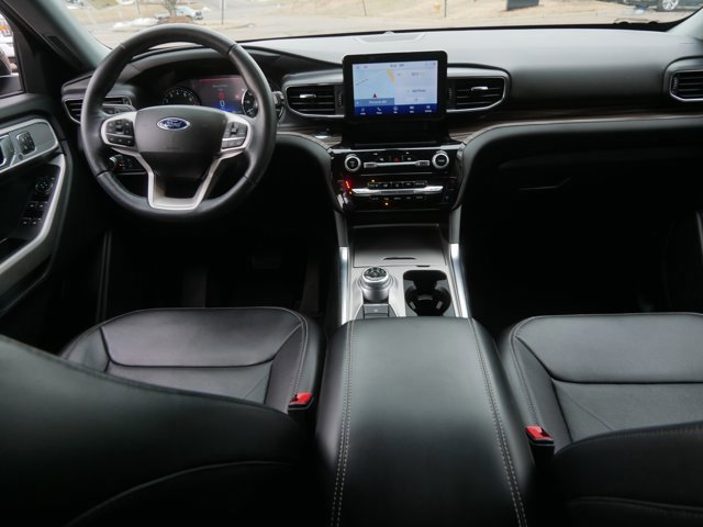 Certified 2022 Ford Explorer Limited w/ Hybrid Equipment Group 310A image 21