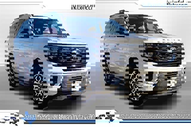Certified 2025 Ford Expedition Active image 4