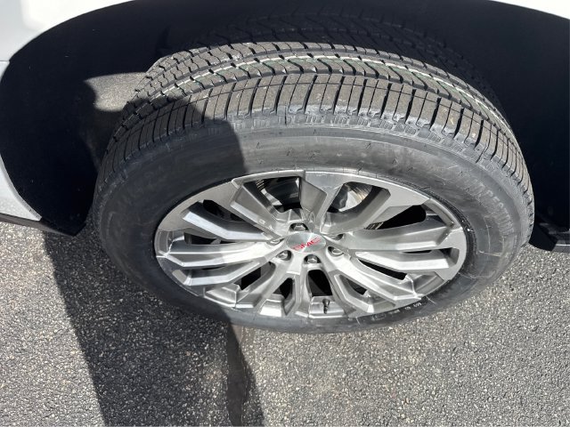 Used 2023 GMC Yukon XL Denali AWD/4WD image 17