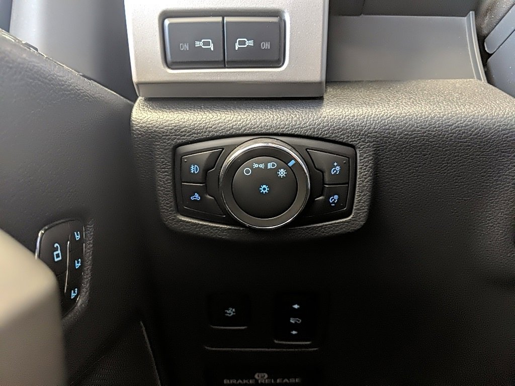 Certified 2022 Ford F250 Lariat w/ Tremor Off-Road Package image 25