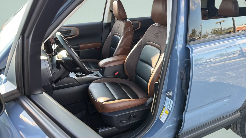 Certified 2025 Ford Bronco Sport Outer Banks w/ Outer Banks Tech Package+ AWD/4WD image 5
