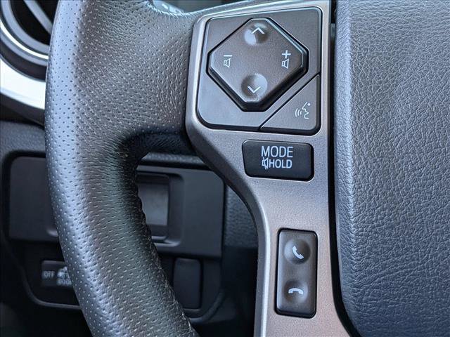 Used 2017 Toyota Tacoma SR5 w/ Tow Package RWD image 11