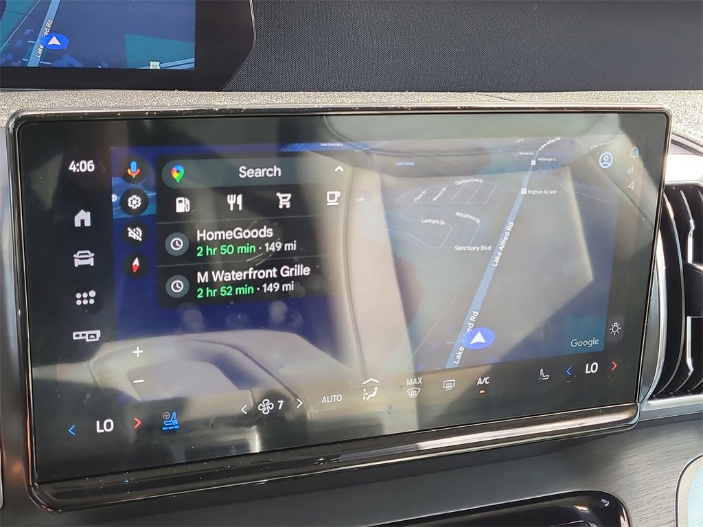 Certified 2025 Ford Expedition Platinum image 24