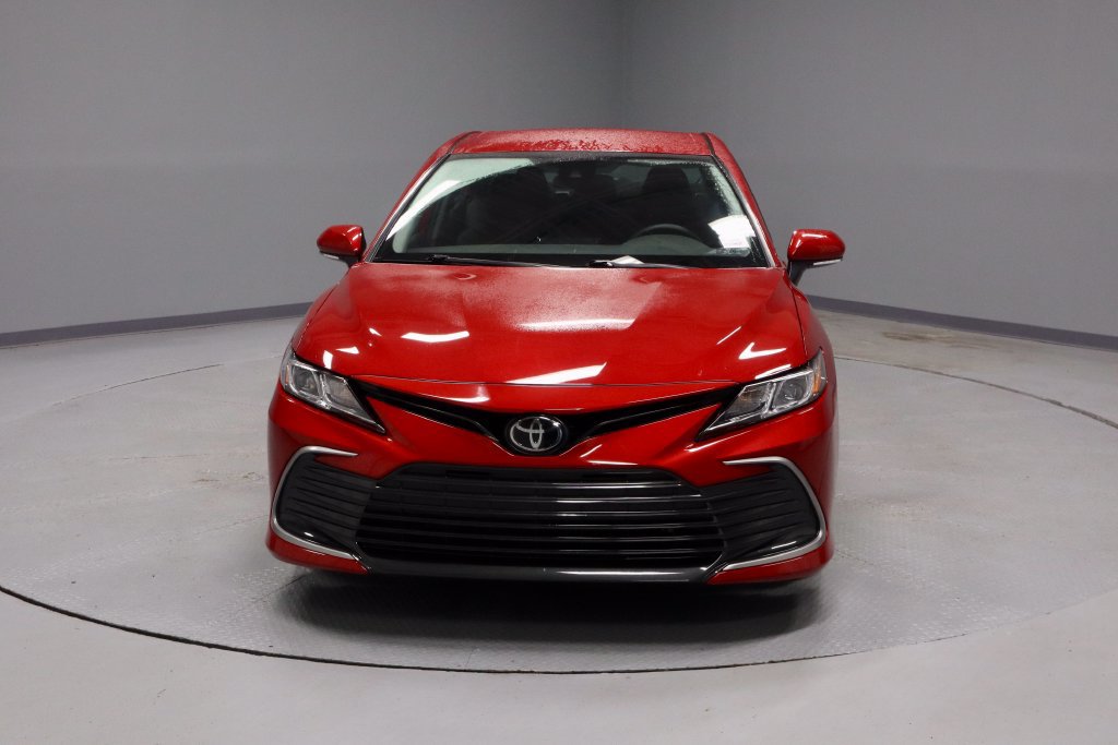 Used 2024 Toyota Camry LE FWD image 5