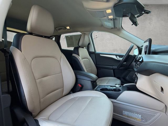 Certified 2022 Ford Escape SEL w/ Technology Package image 17