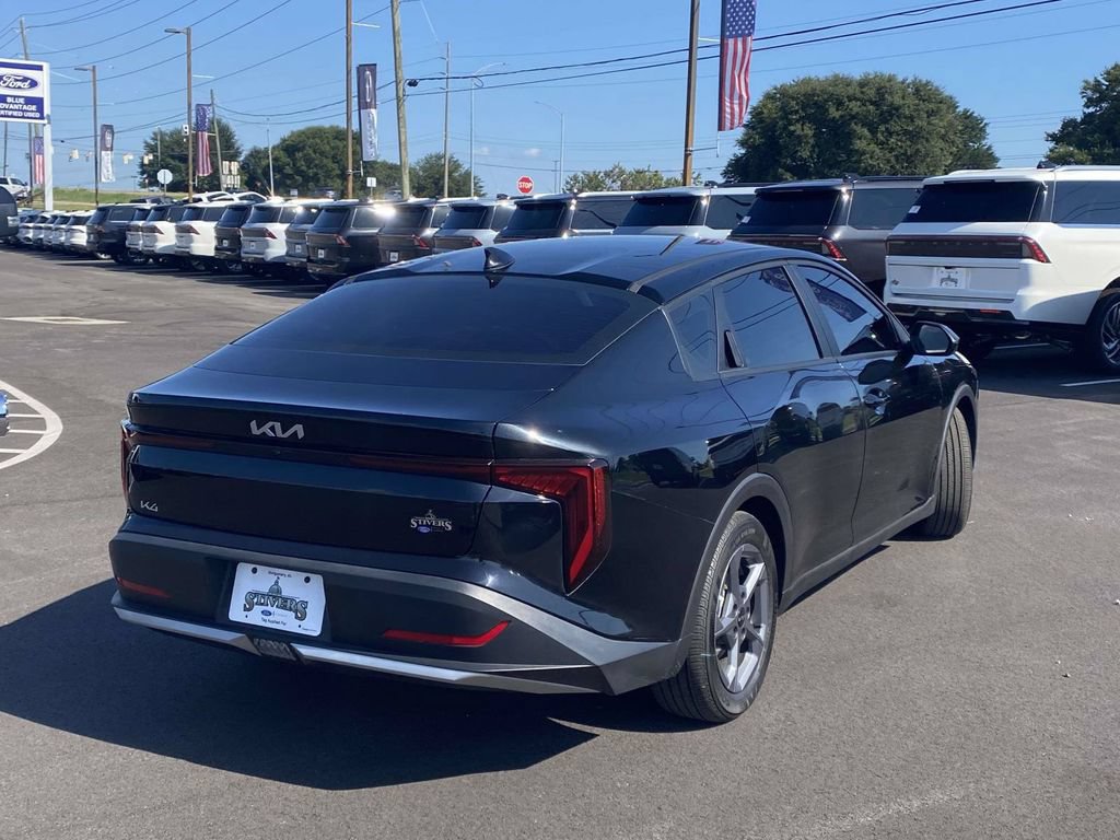 Used 2025 Kia K4 FWD image 3