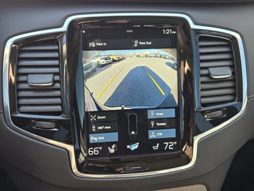 Used 2021 Volvo XC90 T6 Inscription w/ Lounge Package image 11