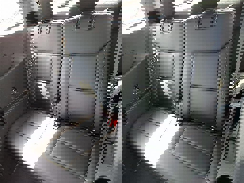 Certified 2023 Ford Explorer XLT w/ Equipment Group 202A image 15