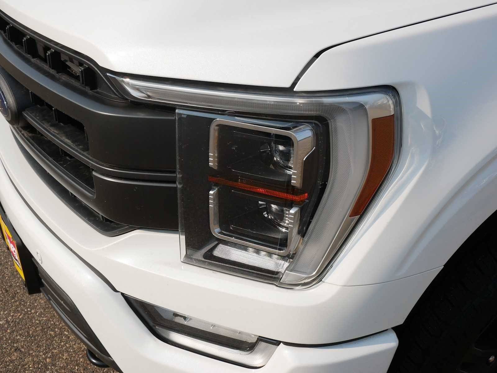 Certified 2018 Ford Explorer Limited w/ Equipment Group 301A AWD/4WD image 16