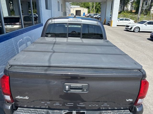 Used 2022 Toyota Tacoma SR AWD/4WD image 22