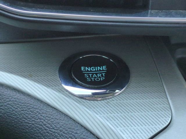 Certified 2023 Ford Explorer XLT w/ Equipment Group 202A image 34