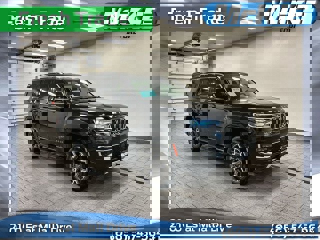 Used 2023 Jeep Wagoneer Series III w/ Preferred Equipment Group