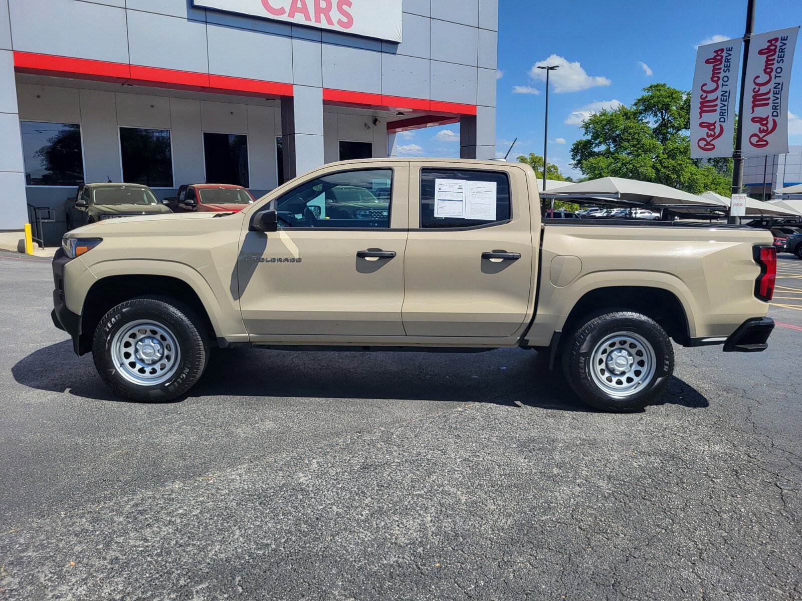 Used 2024 Chevrolet Colorado W/T image 6