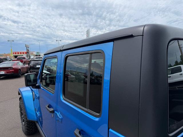 Used 2023 Jeep Gladiator Sport AWD/4WD image 26