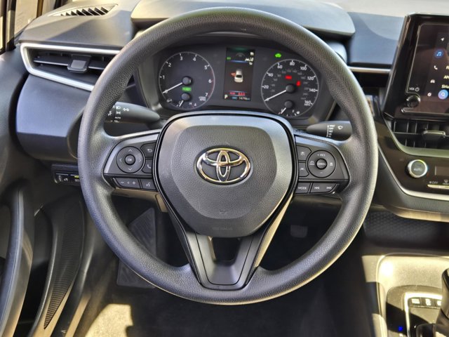 Used 2025 Toyota Corolla LE w/ Convenience Package FWD image 13